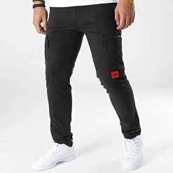 Sortie 🧨 Pantalon Cargo 50474557 Noir de HUGO 😉