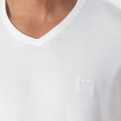 Grosses soldes 👏 Lot De 2 Tee 👚 Shirts Col V RN 50377779 Blanc de HUGO 🥰 7 Grosses soldes 👏 Lot De 2 Tee 👚 Shirts Col V RN 50377779 Blanc de HUGO 🥰 -Promos HUGO Boutique hugo 249399 50377779 100 NOOSSS21 20210428T162733 03