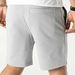Meilleure vente ⌛ Short Jogging Diz 212 50448937 Gris de HUGO 🤩 -Promos HUGO Boutique hugo 292446 50448937 047 20211125T123407 04