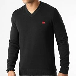 Vente flash ❤️ Pull Col V 50474171 Noir de HUGO 🎁