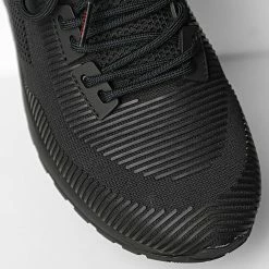 Offres 🔥 Baskets Icelin Runner 50471301 Black de HUGO 🥰 -Promos HUGO Boutique hugo 331750 50471301 005 20220810T140900 03