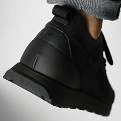 Offres 🔥 Baskets Icelin Runner 50471301 Black de HUGO 🥰 -Promos HUGO Boutique hugo 331750 50471301 005 20220810T140901 04