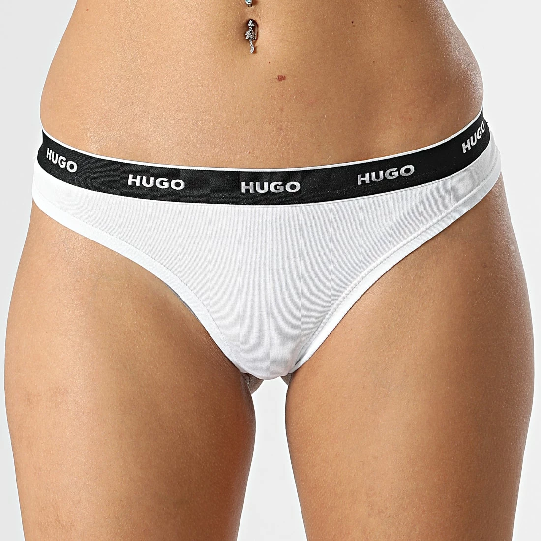 Nouveau ❤️ Lot De 3 Strings Femme 50480150 Noir Blanc de HUGO 😍 5 Nouveau ❤️ Lot De 3 Strings Femme 50480150 Noir Blanc de HUGO 😍 – Image 3