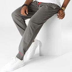 Bon marché 🛒 Pantalon Jogging 50478941 Gris Anthracite de HUGO ❤️ -Promos HUGO Boutique hugo 335725 50478941 021 20220906T140648 03