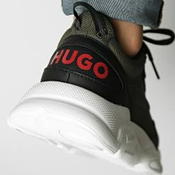 Offres 😉 Baskets Leon Runner 50487412 Dark Green de HUGO 😉 9 Offres 😉 Baskets Leon Runner 50487412 Dark Green de HUGO 😉 -Promos HUGO Boutique hugo 347353 50487412 303 20221124T085818 04