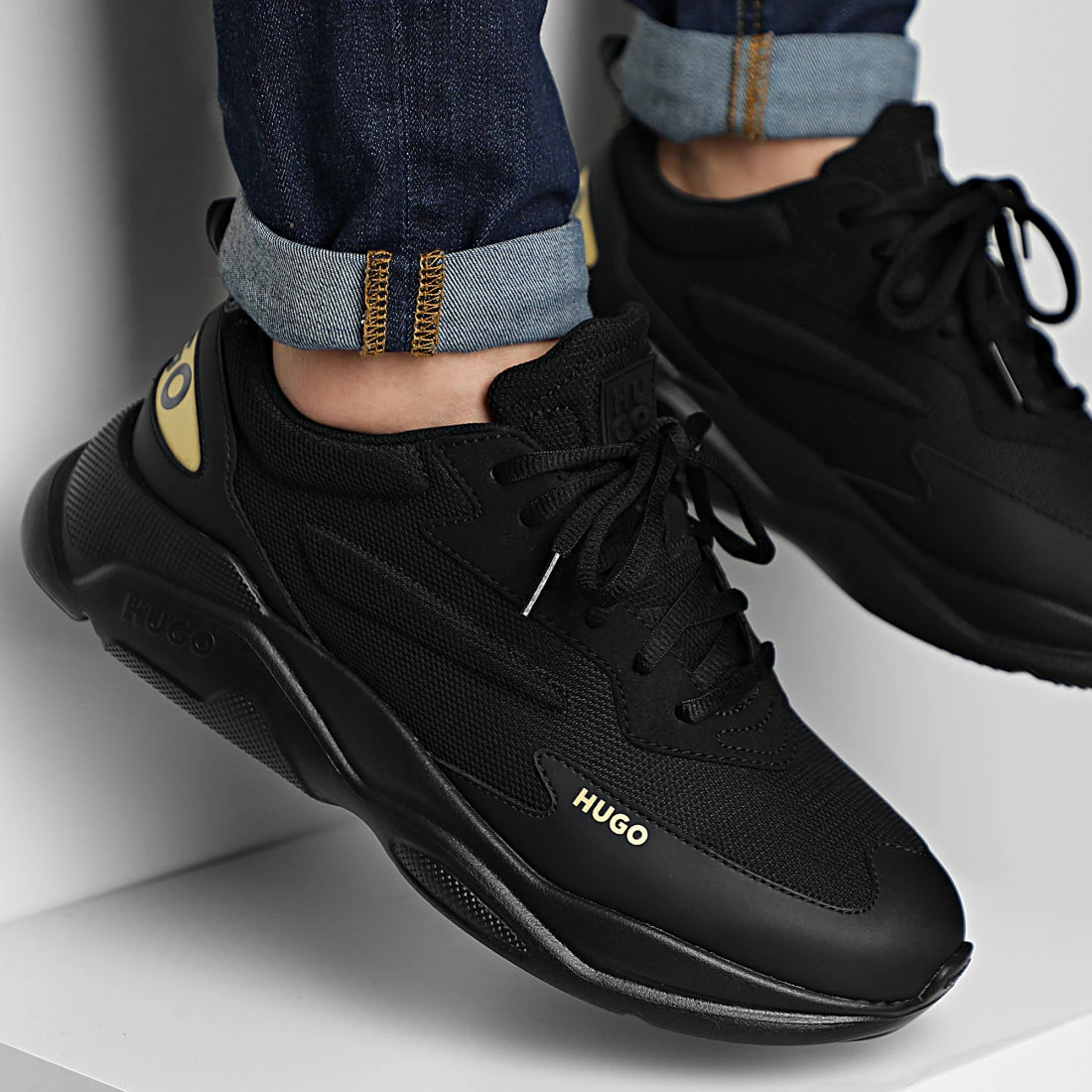 Top 10 ✔️ Baskets Leon Runner 50487412 Black de HUGO 💯 2 Top 10 ✔️ Baskets Leon Runner 50487412 Black de HUGO 💯